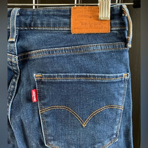 Levi's 721 High Rise Skinny Jeans | Size 27 - Picture 2 of 4